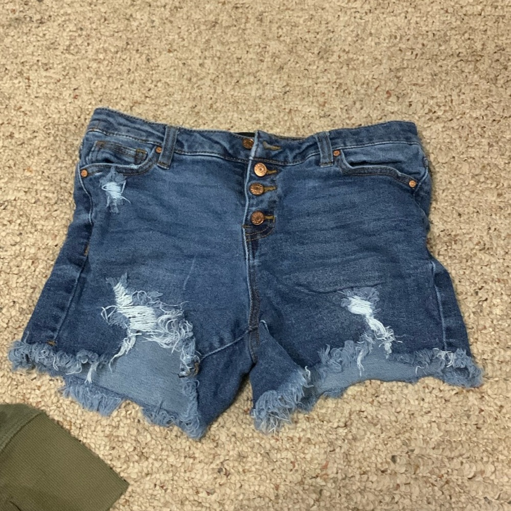 Ripped jean shorts for girls